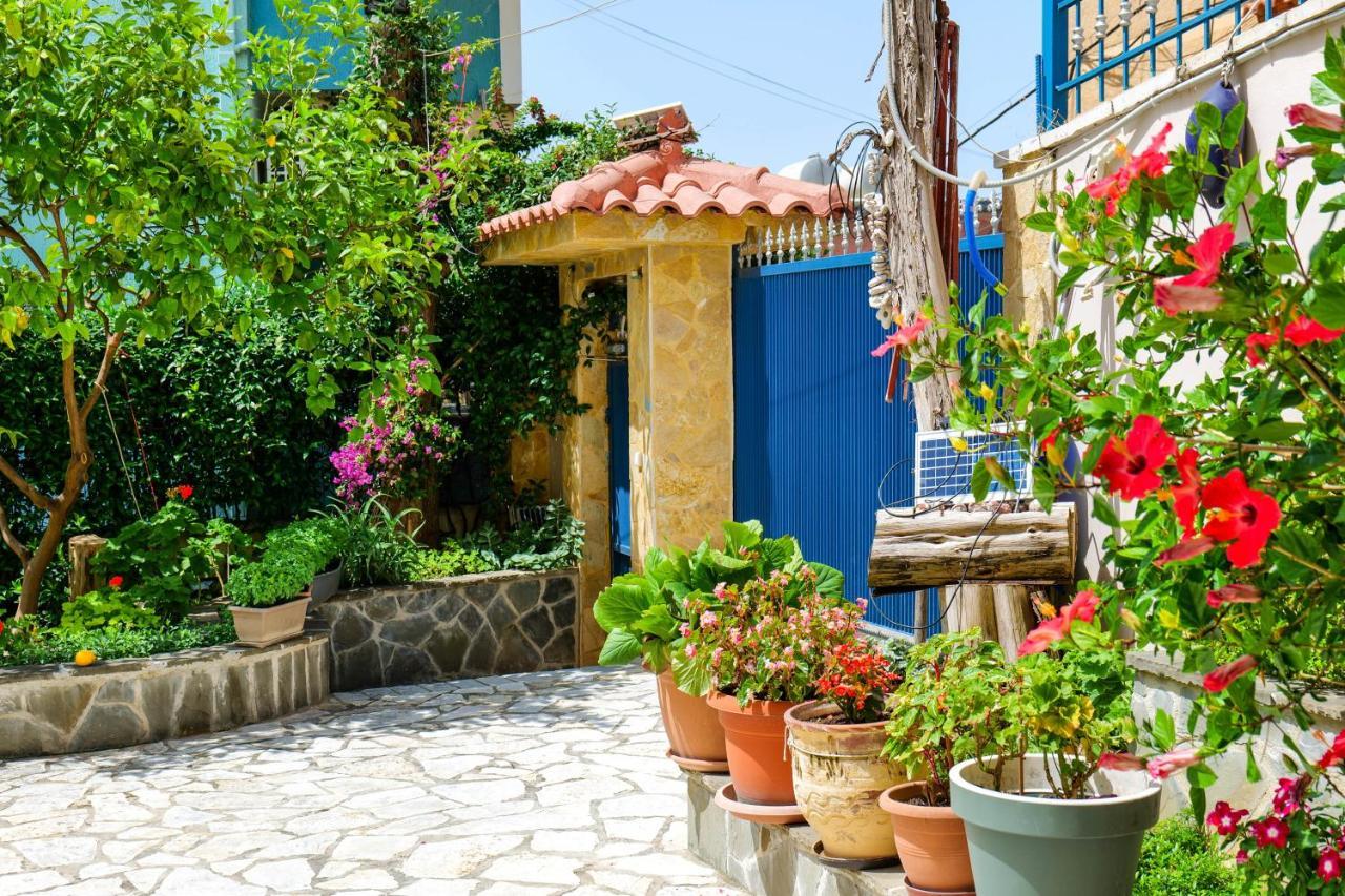 Elidon Apartments Sarande Exterior photo