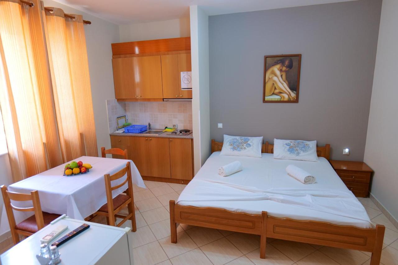 Elidon Apartments Sarande Exterior photo
